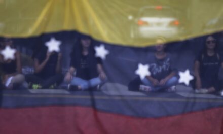 Resolver la crisis venezolana requiere la construcción de instituciones judiciales independientes y el fin de la impunidad por violaciones de derechos humanos